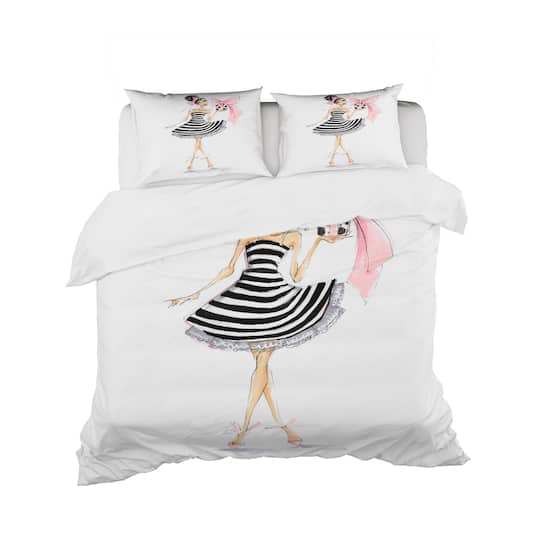 Designart 'Girl Holding a Gift' Glamour Bedding Set